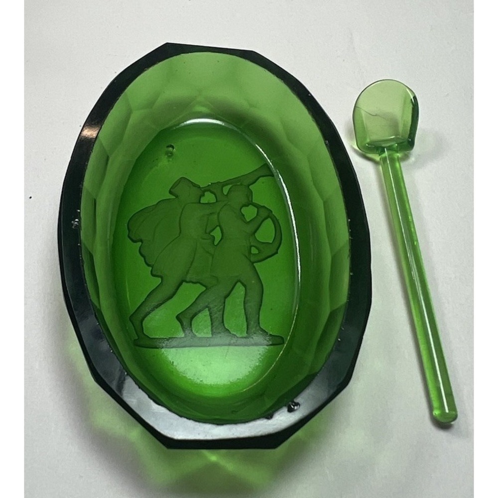 Bohemian‎ Czech Cut Glass Intaglio Open Salt Cellar  Emerald Green w/Glass Spoon
